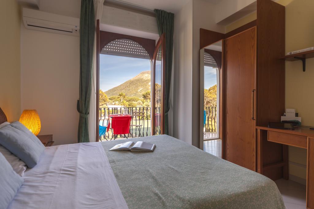 Hotel Orsa Maggiore วุลกาโน ภายนอก รูปภาพ