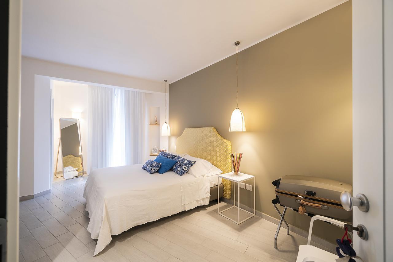 Hotel Orsa Maggiore วุลกาโน ภายนอก รูปภาพ